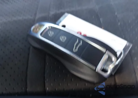 2024 Porsche Cayenne Coupe Turbo Gt z USA, uszkodzony, nr VIN WP1BK2AY4RDA72097